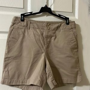 Khaki cotton shorts